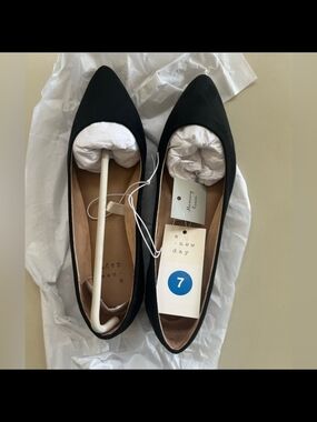 a new day Black Pointed Toe Flats